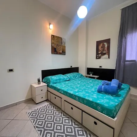 Lovely And Quite Appartament 1-3 A Apartamento
