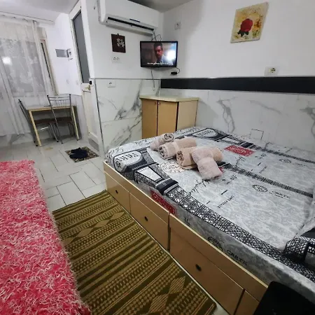 Apartman Lovely And Quite Appartament 1-3 A