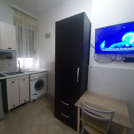 Lovely And Quite Appartament 1-3 A Apartman *