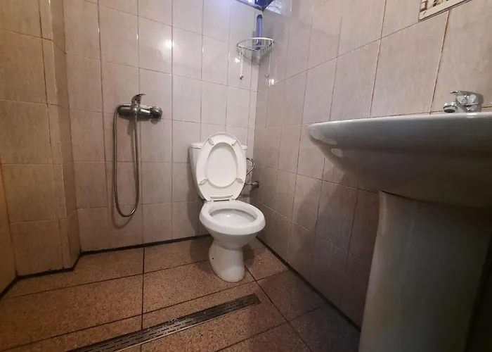 Apartman Lovely And Quite Appartament 1-3 A Tirana